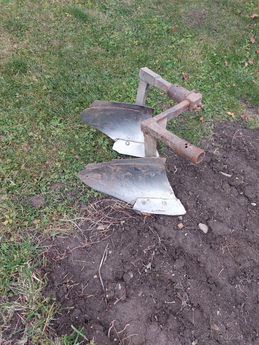 Predám malotraktor 4x4 diesel - 7