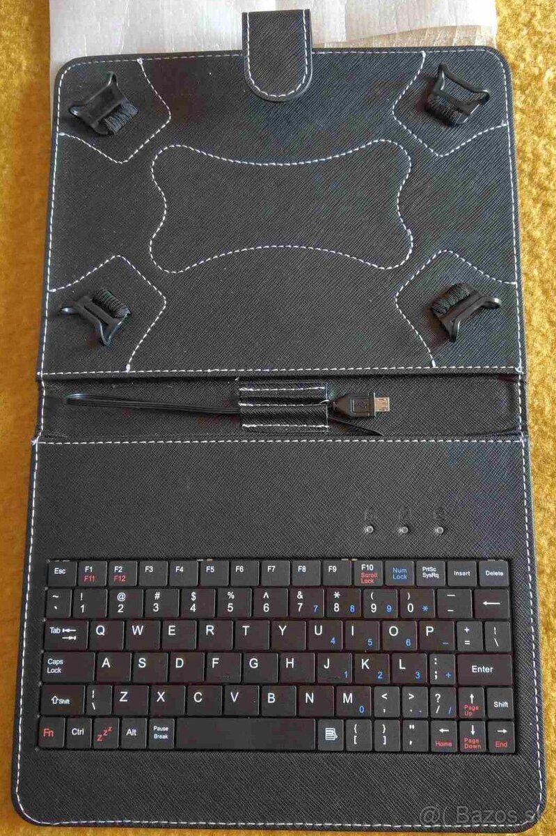 tablet Lenovo Tab 3 8", puzdro, kábel, príp. klávesnica - 7