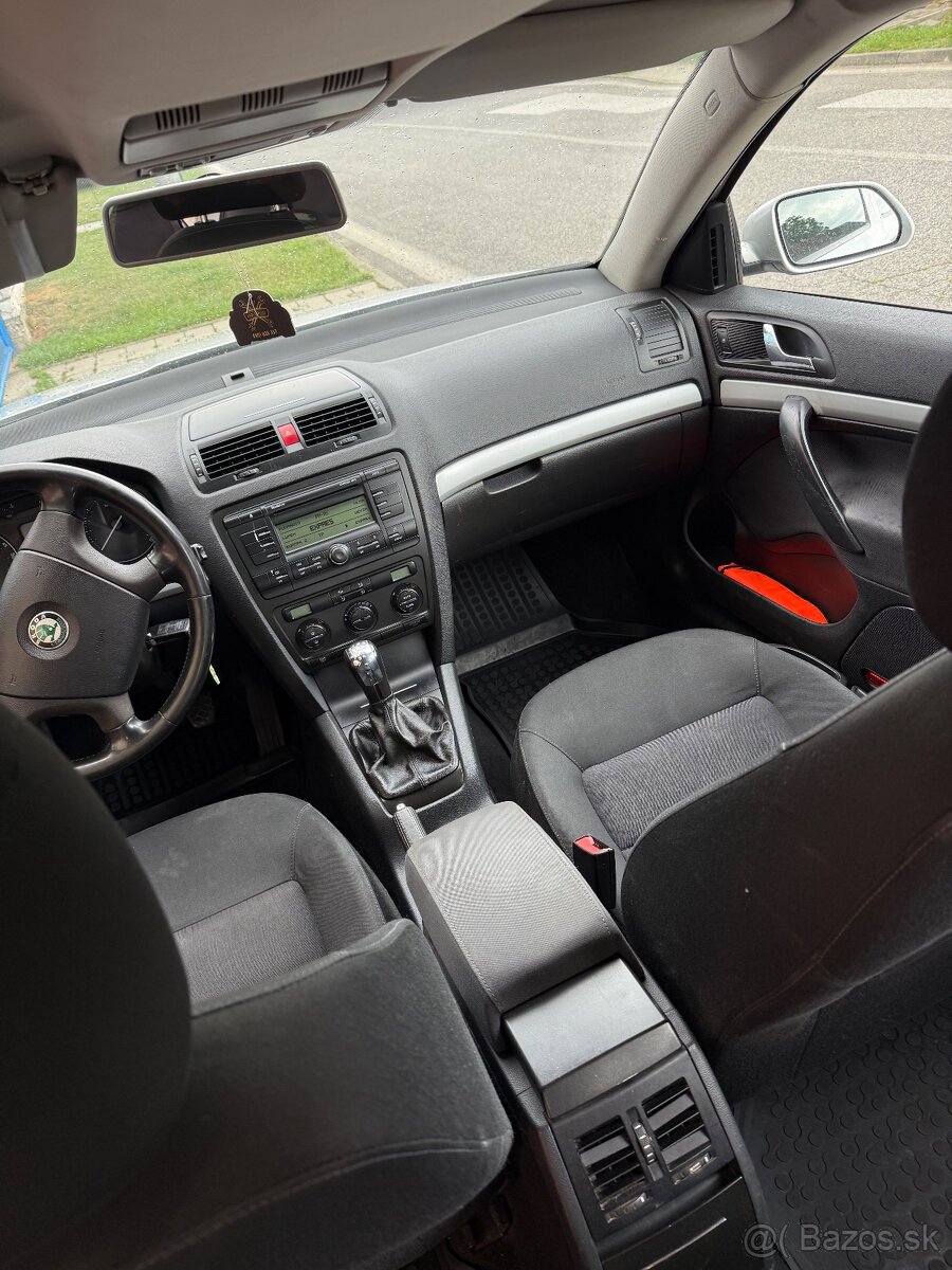 Škoda Octavia 2 1.9TDI 77kw - 7