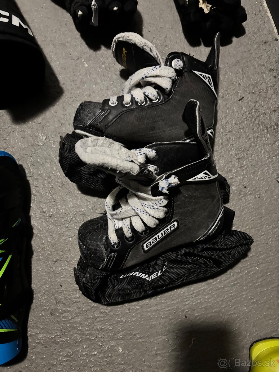 Detska hokejova vystroj Bauer, ccm - 7