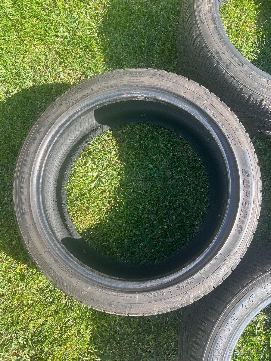 235/40 R18 Celoročné Superia - 7