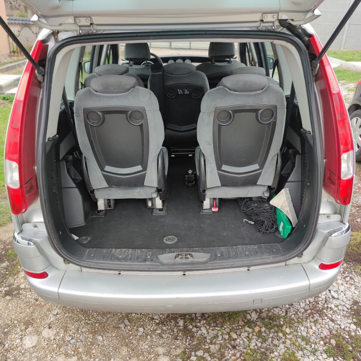 Predám citroen c8 2.0hdi 100kw 2009 - 7