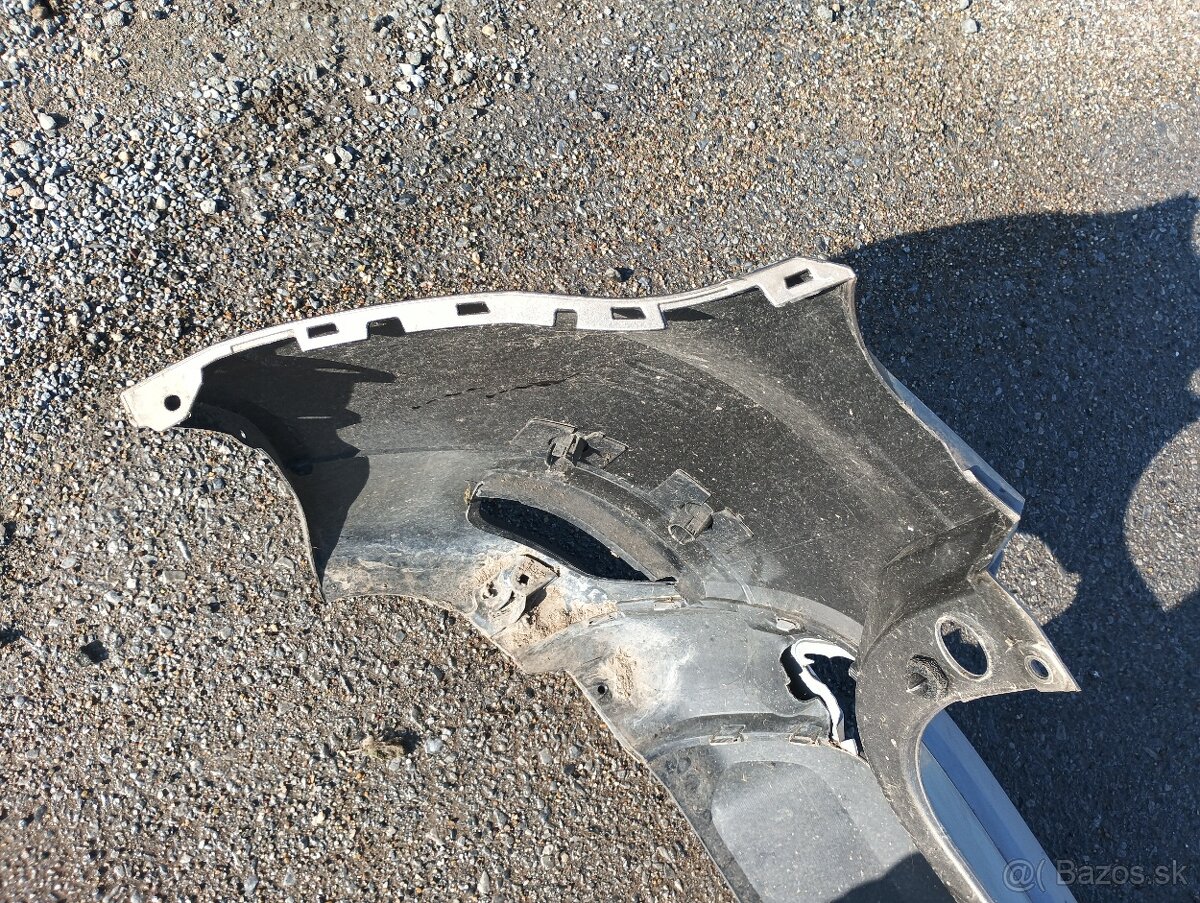 Zadný nárazník Dacia Duster 2 - 7