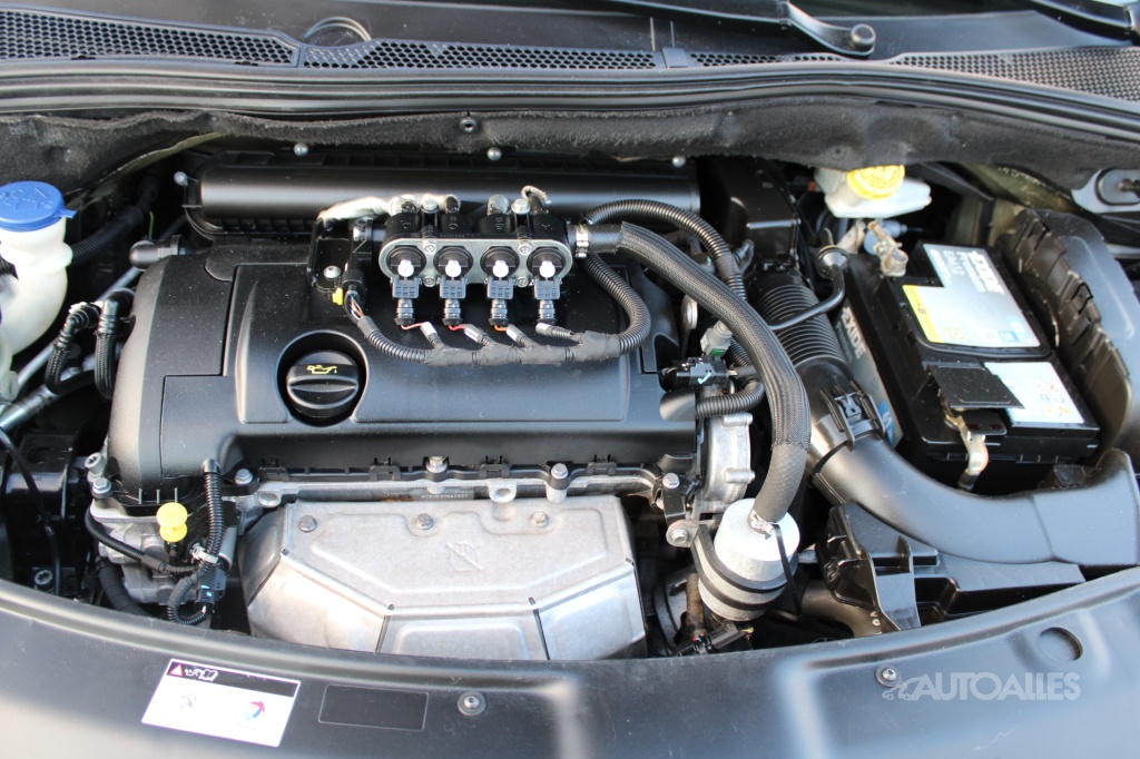 Peugeot 208 1,4 i 16V + LPG 70 kW - 7