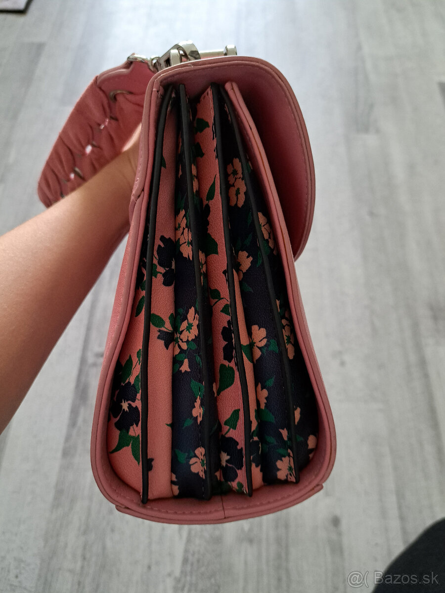 Juicy Couture kabelka - 7