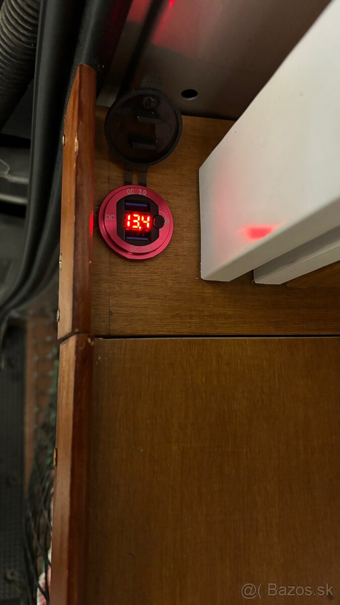 Renault Trafic 2,3 dci - 7