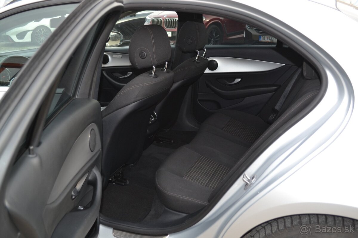 Mercedes-Benz E trieda Sedan 220d 4 MATIC - 7