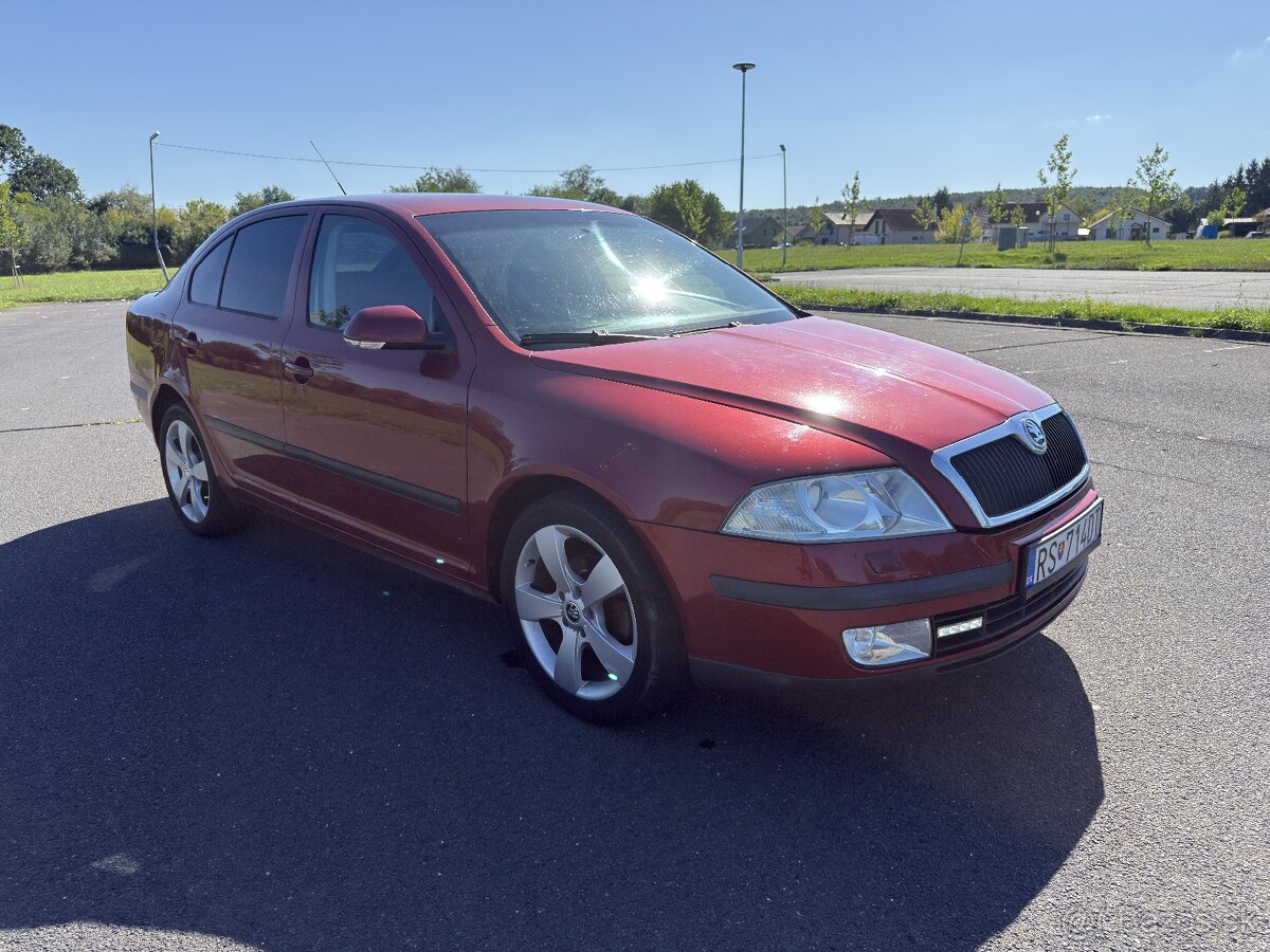 Škoda Octavia 1.6 FSI - 7