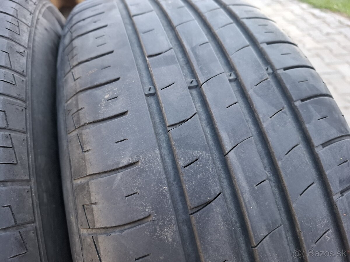 Pneumatiky R16 215/60 - 7