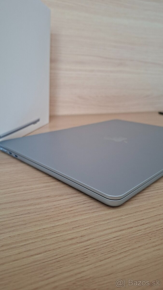 MacBook Air M4/16GB/256GB - 7