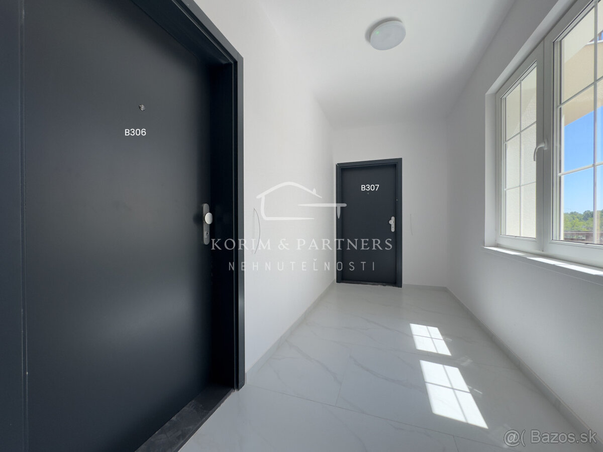 Veľký 1 izbový apartmán B307 v Danubia Residence v Komárne - 7