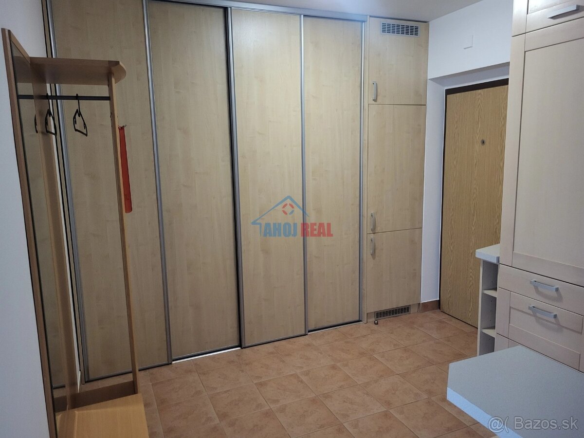 Staré Mesto novostavba pod hradom ZÁMOCKÁ - 7