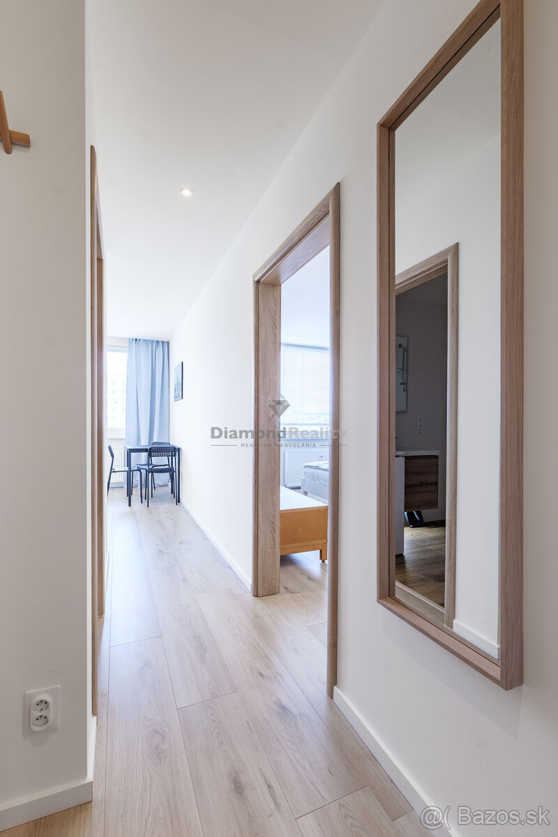 Krásny svetlý zrekonštruovaný 1-izbový byt - Trieda SNP - 7