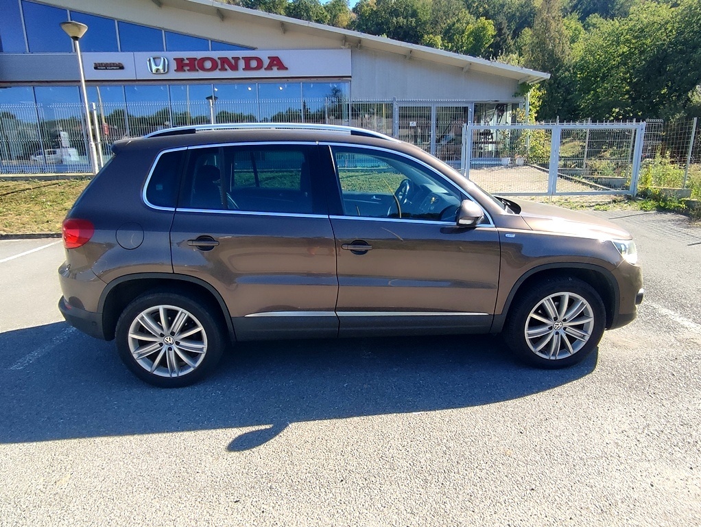 VW Tiguan 2.0 TDI 4motion 6MT - 7