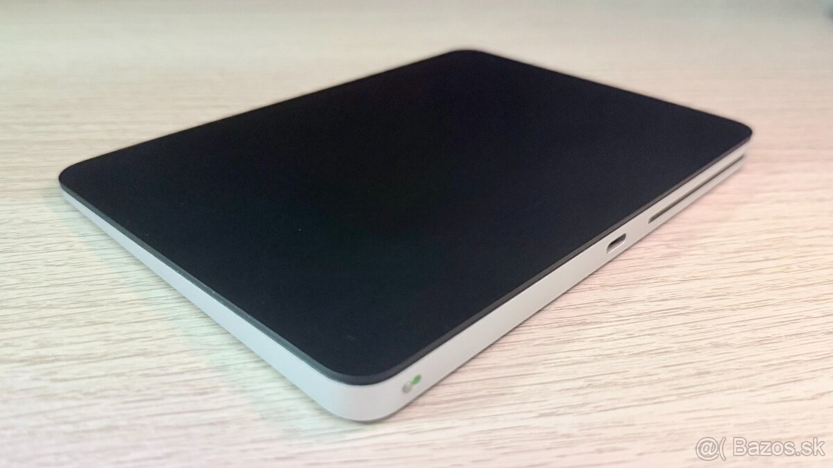Apple Magic Trackpad 2024 – Čierny - 7