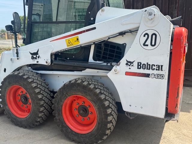 Smykový kolový nakladač Bobcat S450 - 7