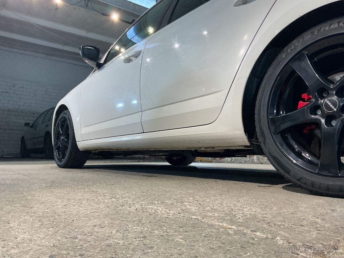 Škoda Octavia 2.0 TDI RS - 7