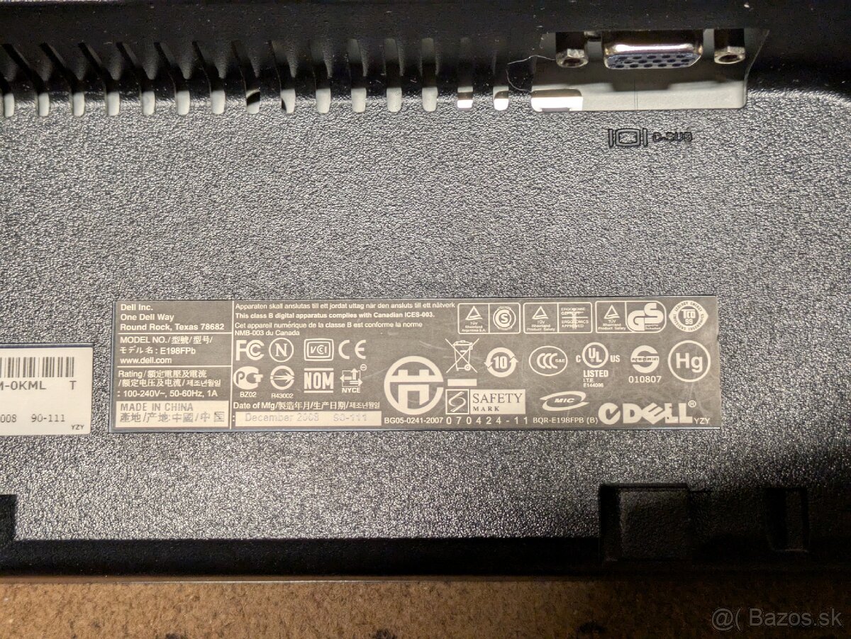 VGA kancelársky monitor 19" - 7