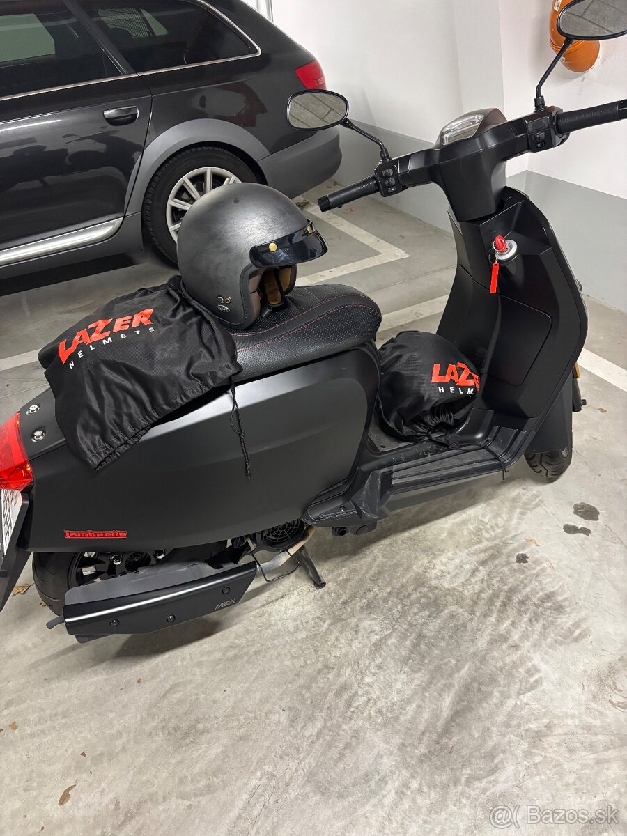 Lambretta V125 Special - 7