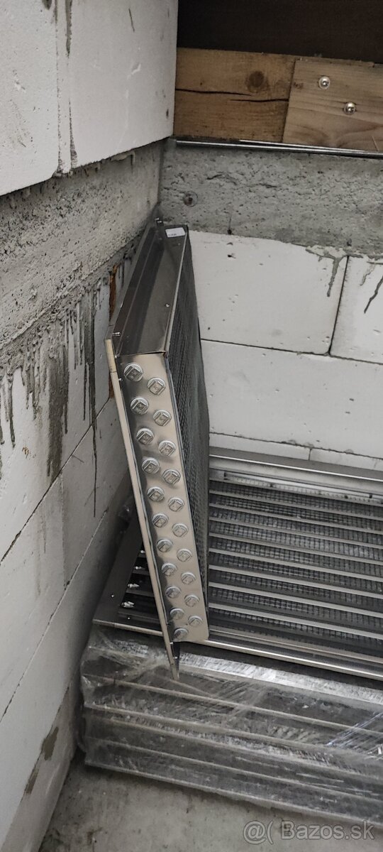 Žalúzia do brány - 7