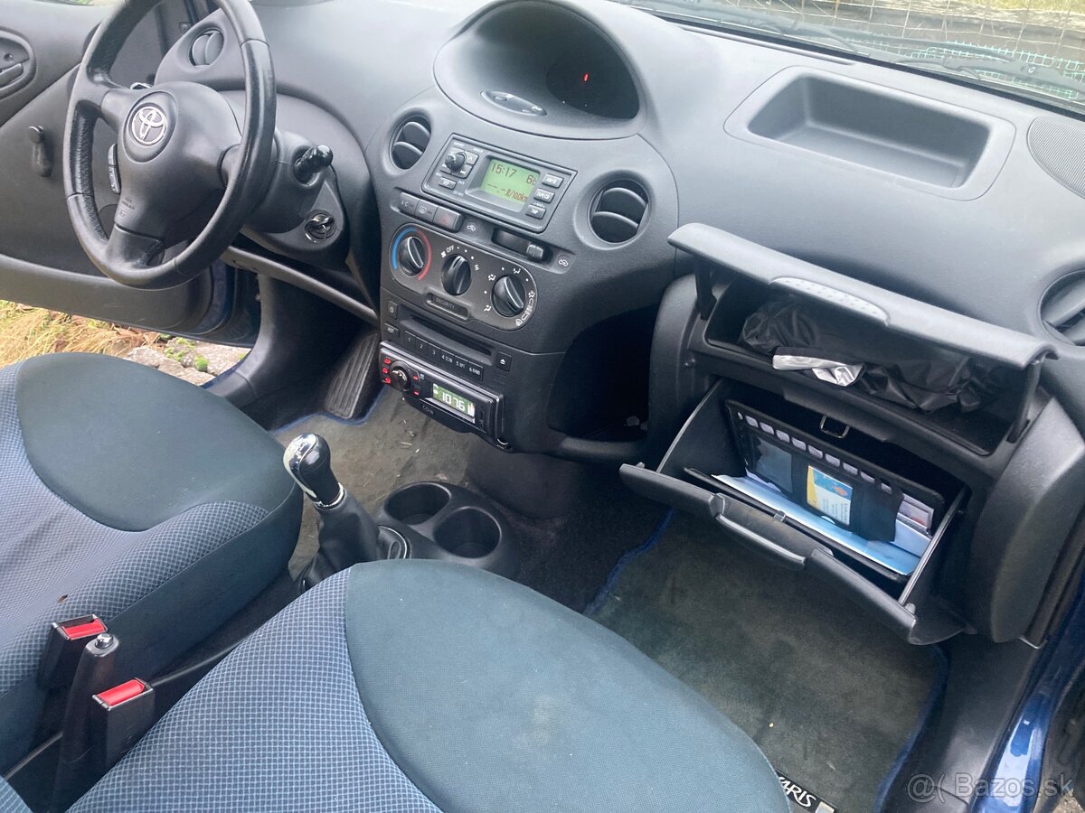 Toyota Yaris 1,0 VVT Terra 3D - 7