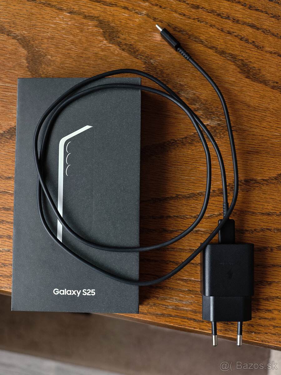 Samsung Galaxy S25 5g 256GB Čierny - 7