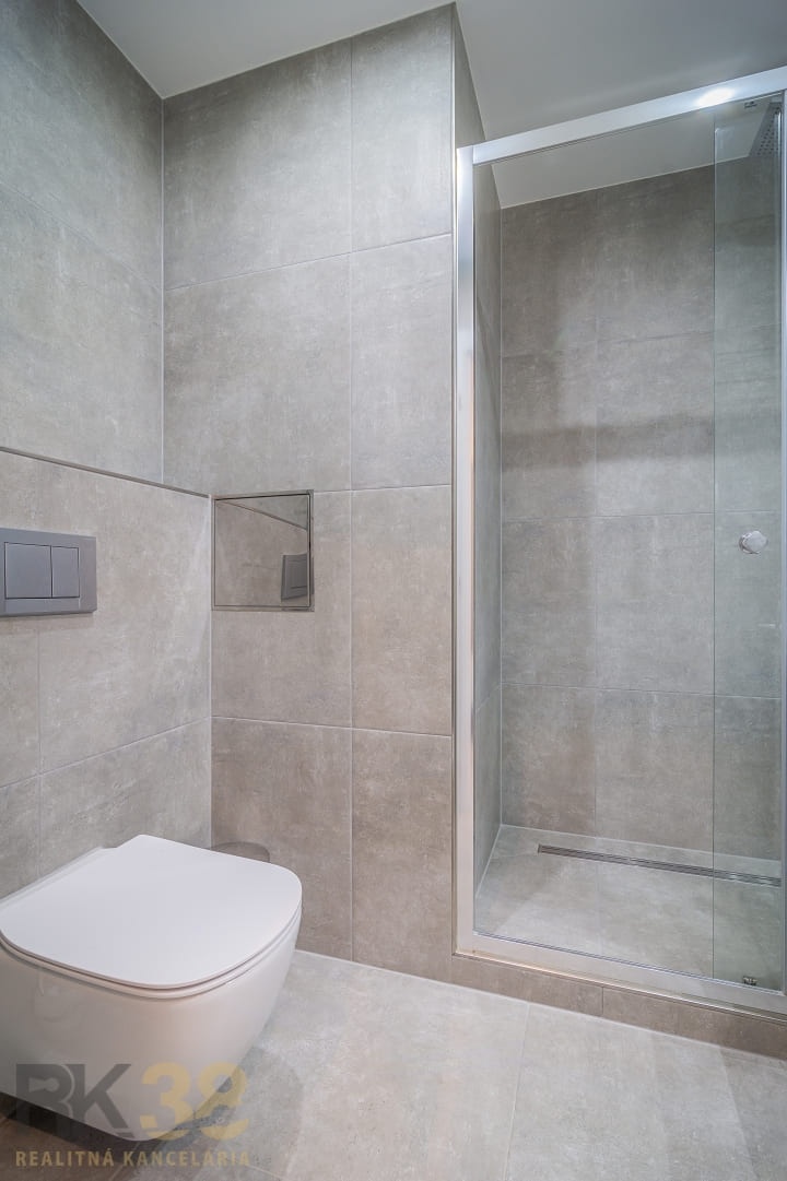 Štýlový 2-izbový byt po rekonštrukcii vo Svite - 7