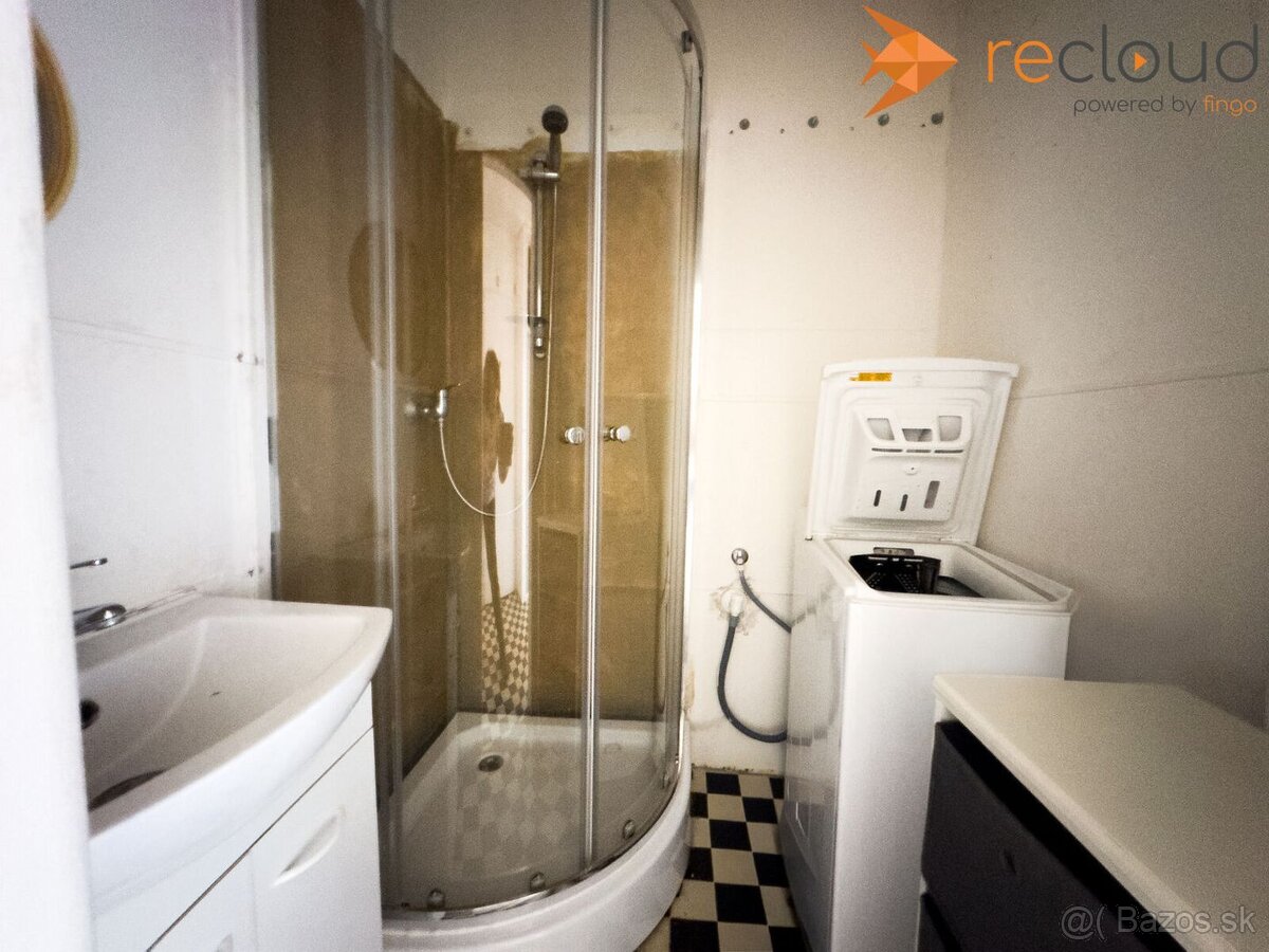 2 izbový byt v centre mesta Rimavská Sobota - nám. Š.M.Daxne - 7