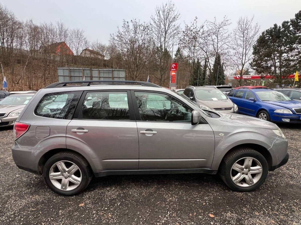 Subaru Forester 2.0i 110kW 4x4 automat klima tempomat 164tkm - 7