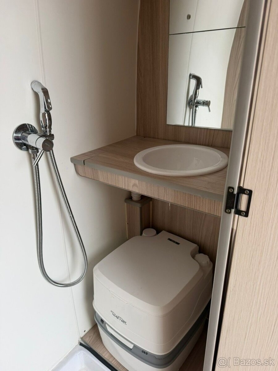 Prenájom - Obytná dodávka / Camper - 7