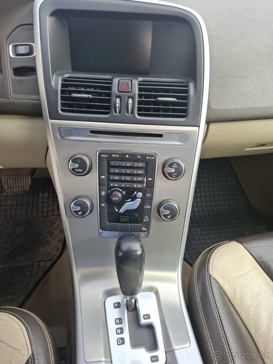 XC 60 151KW - 7