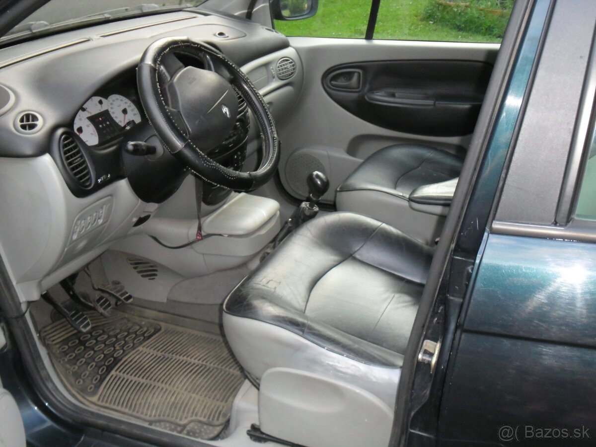 RENAULT Scenic RX4 Lux - 7