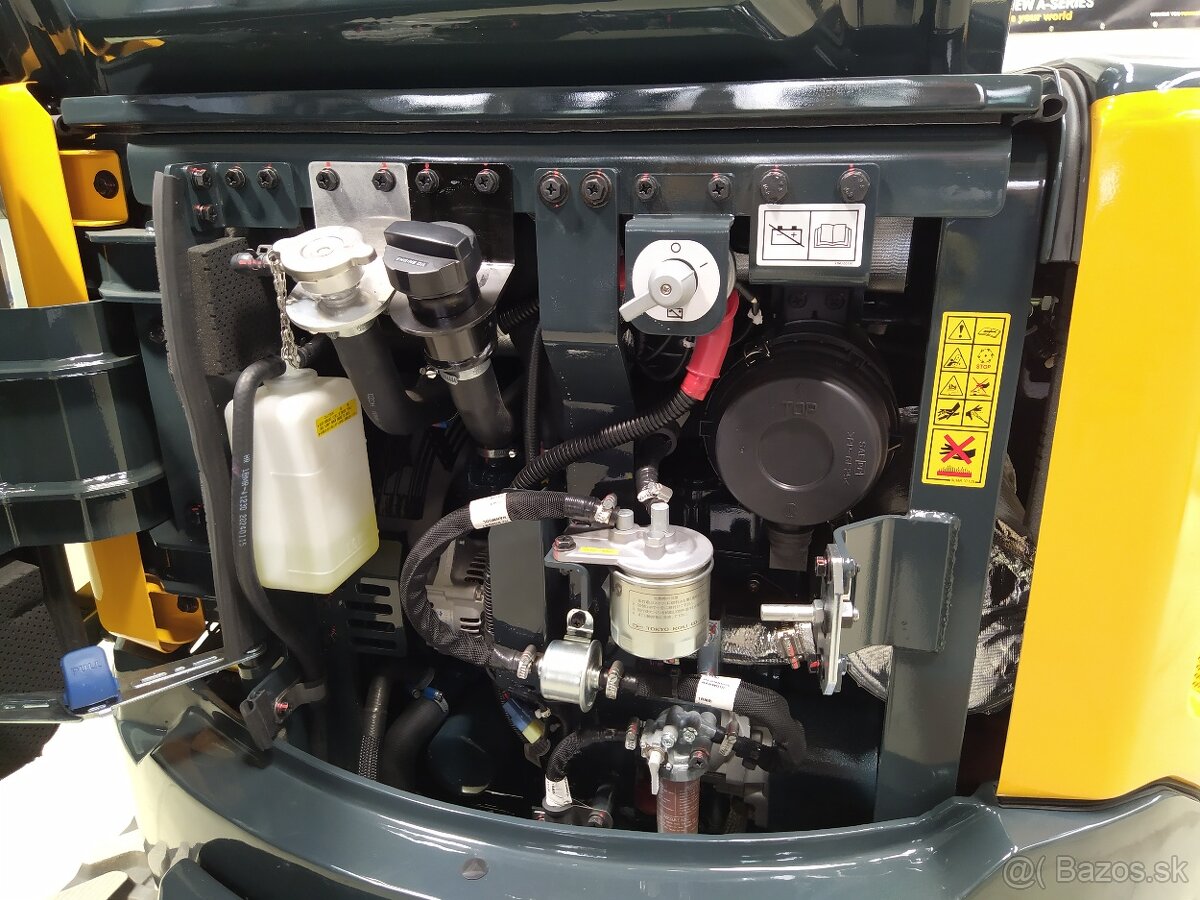 Bager 2,7 t, Hyundai HX25Az - AKCIOVÁ CENA- - 7