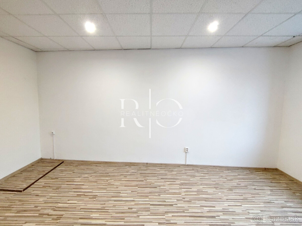 POSLEDNÝ voľný- Prenájom PRIESTORU v centre mesta Kežmarok - 7