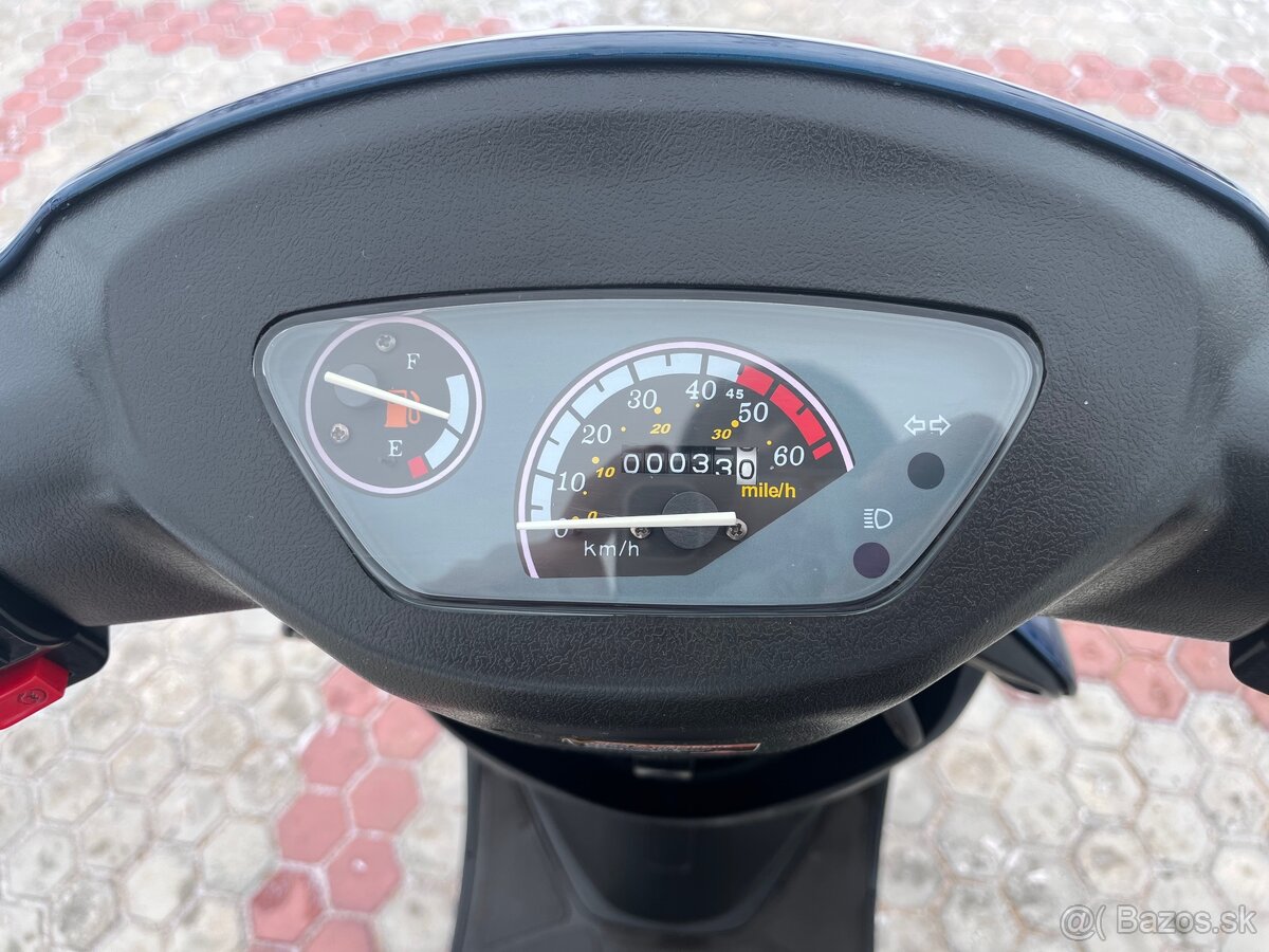 Skúter ADAMOTO 50 ccm - 7