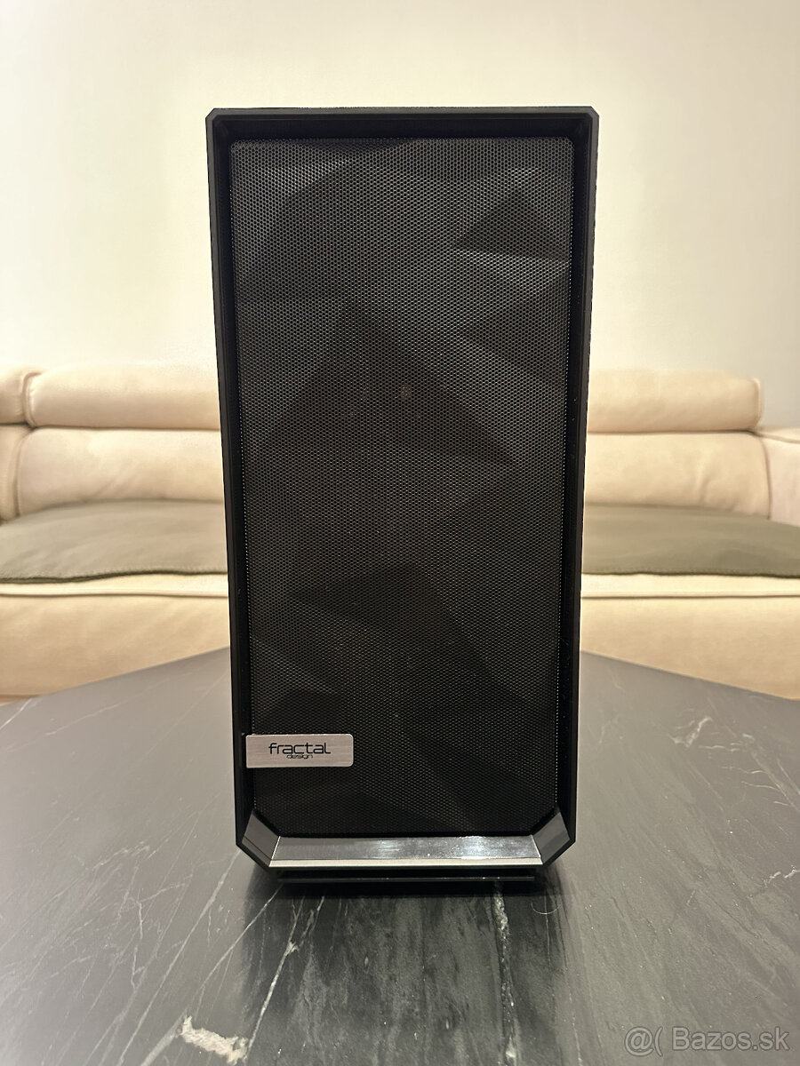 Herný PC - i7 9700K, RTX 2080, 16GB DDR4 RAM, 1TB SSD, 650W - 7