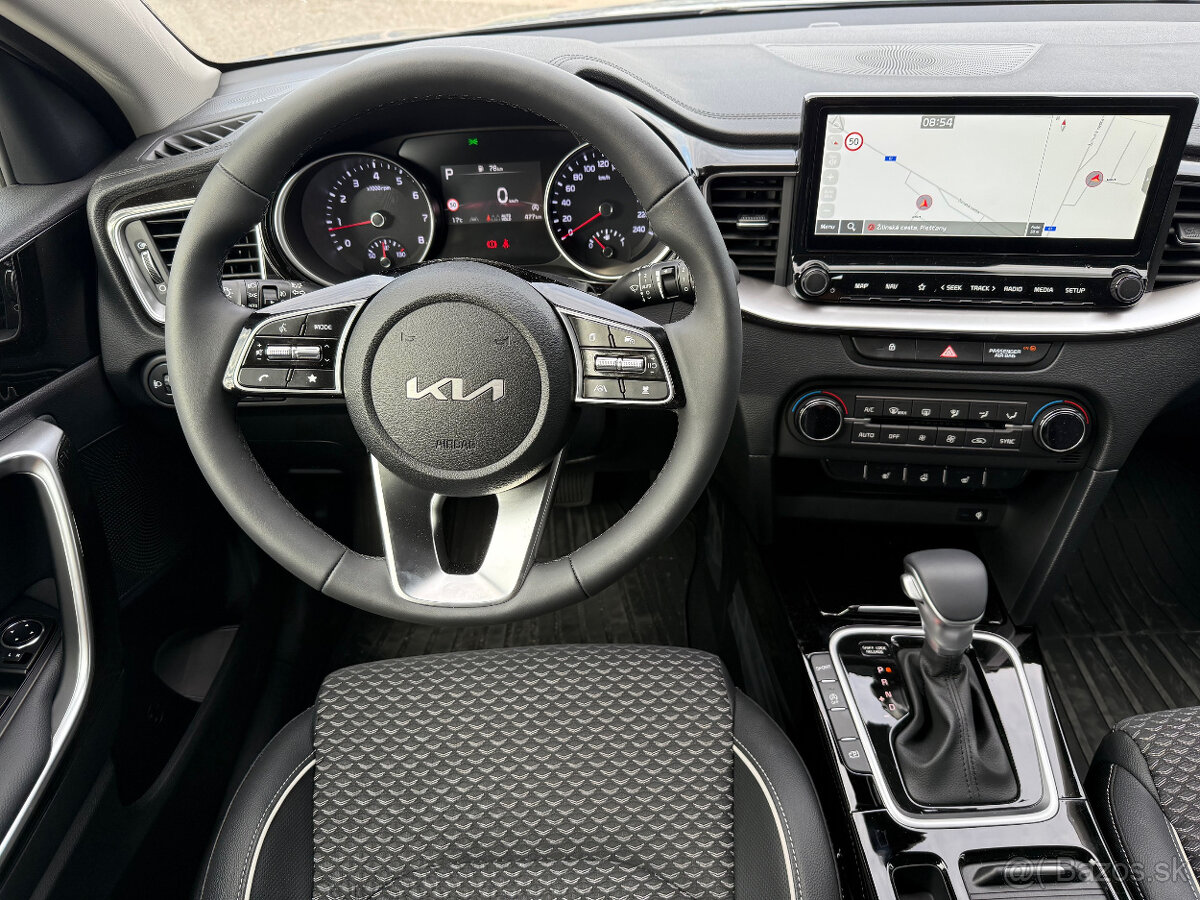 Kia XCEED 1.6 T-GDi 7 DCT GOLD + SMART PACK - 7