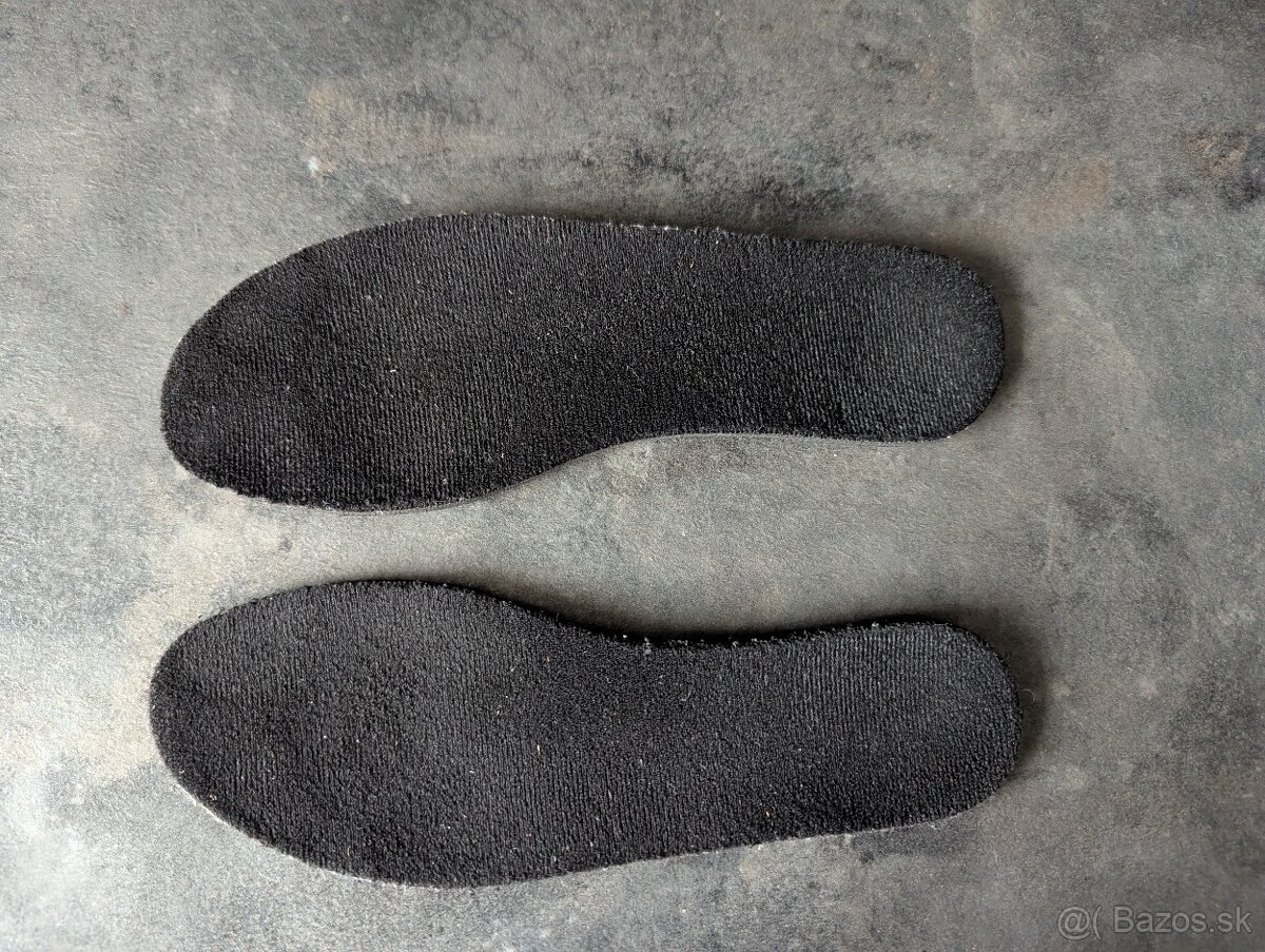 Decathlon Quechua snehule 32 - 7