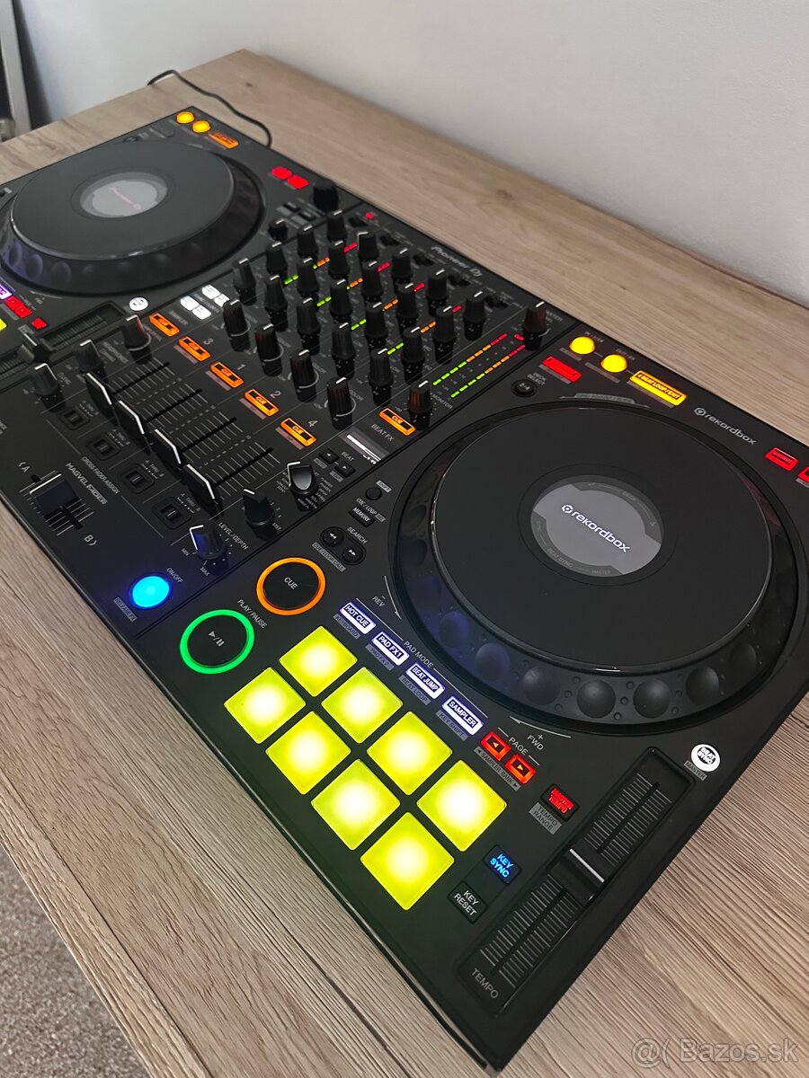 Pioneer DJ DDJ 1000 + Case - 7