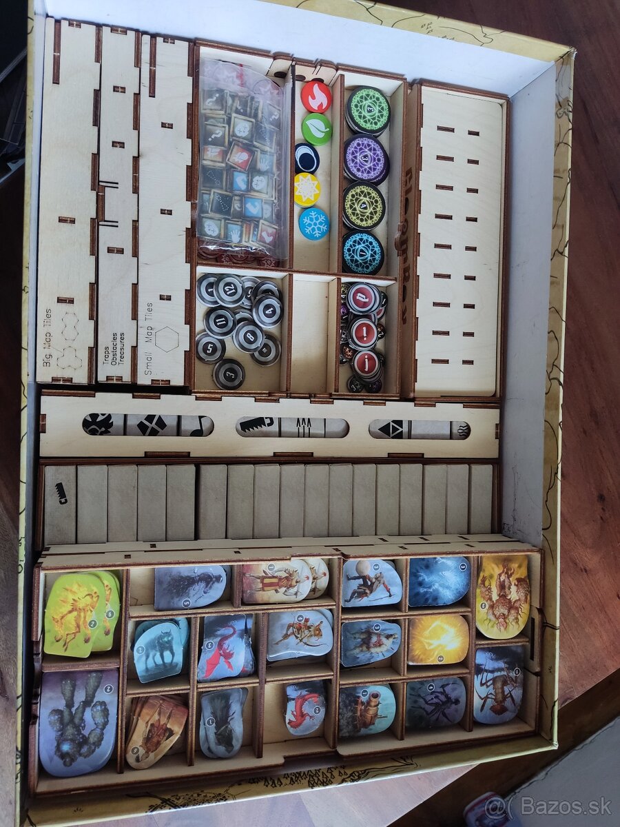 Gloomhaven + dreveny insert - 7