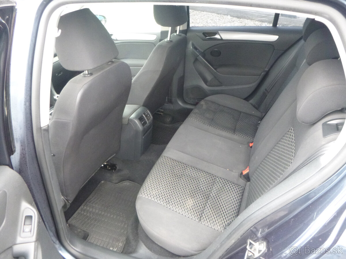 Volkswagen Golf 1,4i 16v 2010 - 7