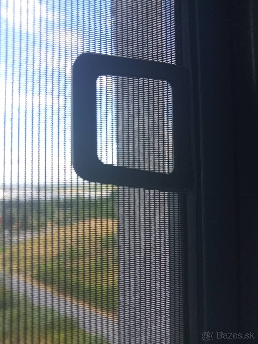 OKENNÉ SIETE V RÁME PROTI HMYZU nielen pre ALERGIKOV - 7