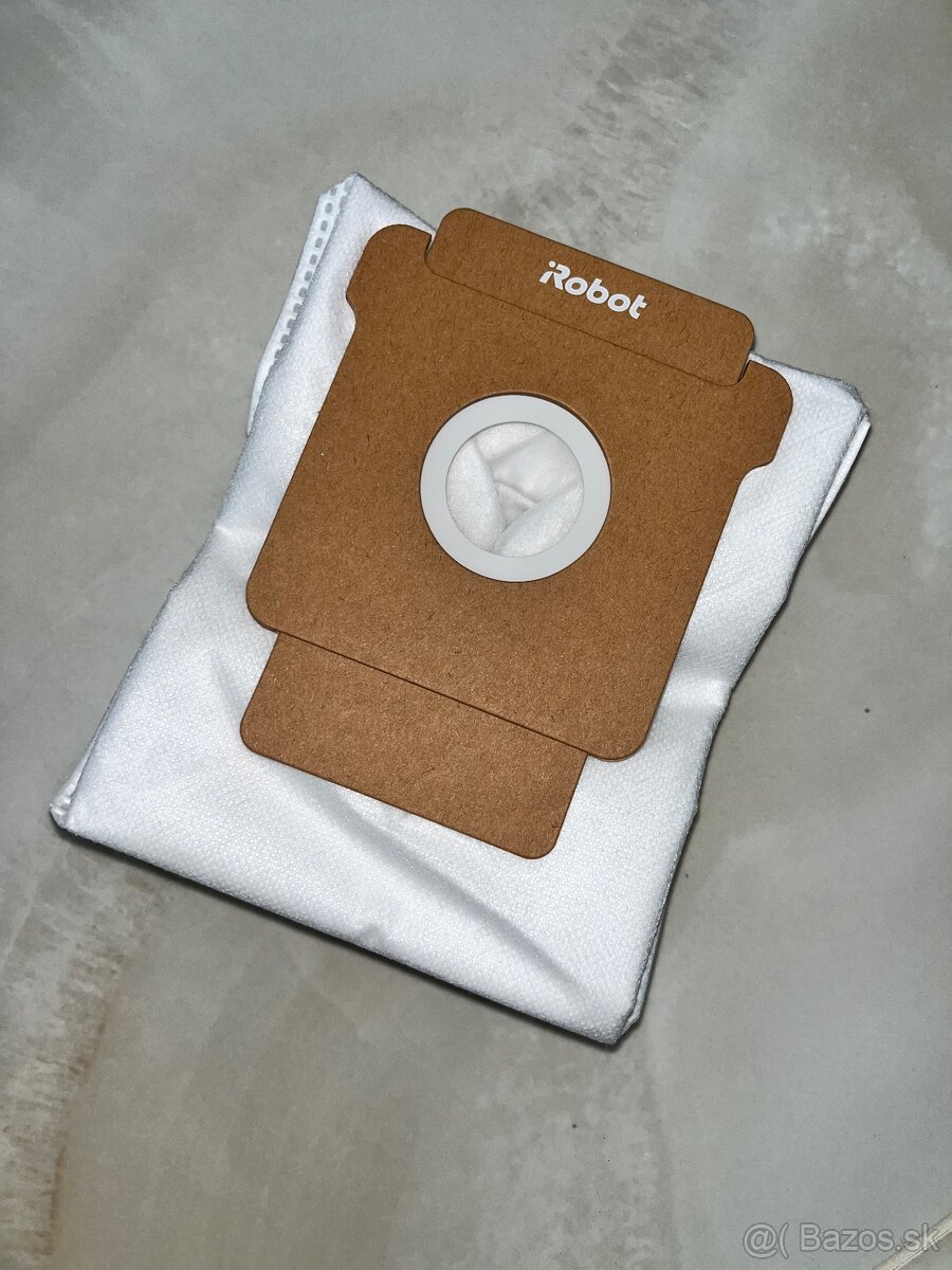 iRobot Roomba Combo i5+ s automatickou stanicou Clean Base - 7