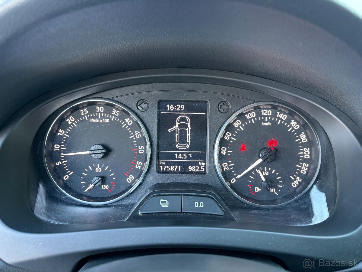 Škoda Rapid Spaceback SB 1.6 TDI 90k Ambition - 7