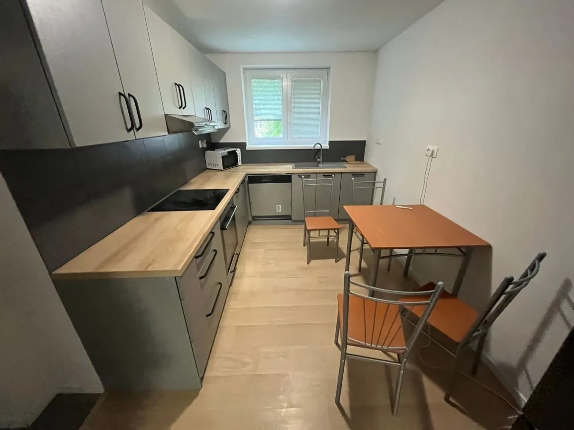 2 izbový byt na prenájom, Nové Mesto nad Váhom - 7