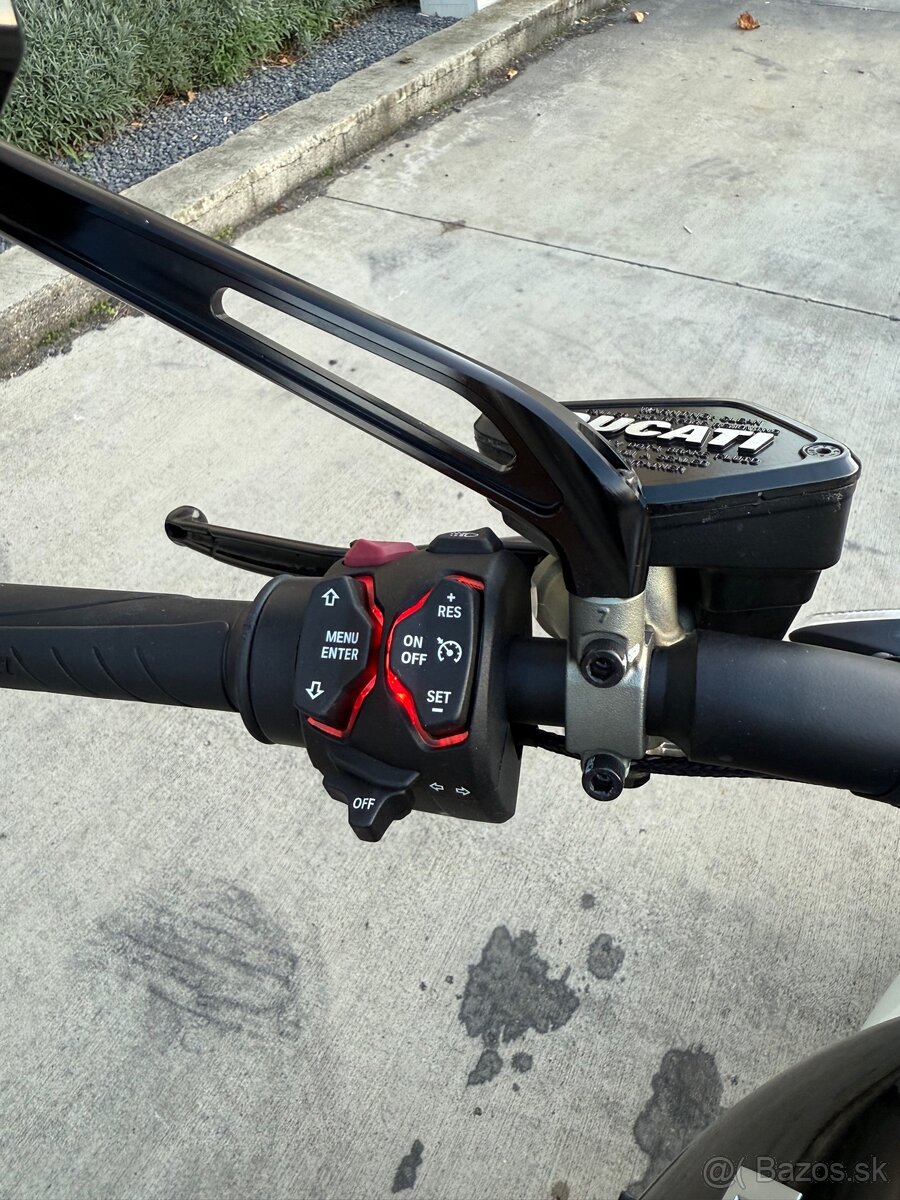 Ducati XDIAVEL S - 7