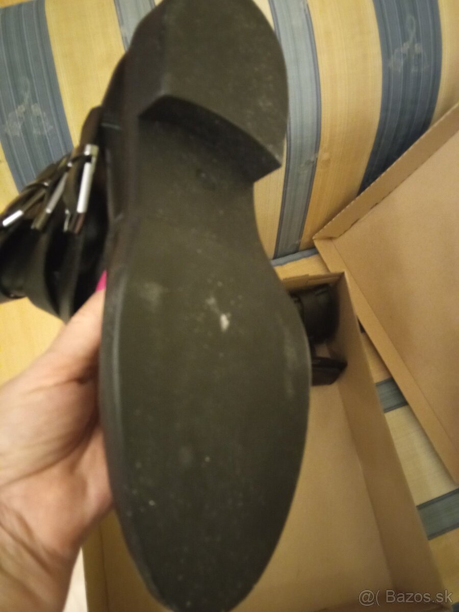 Kožené čižmy s prackami - 7