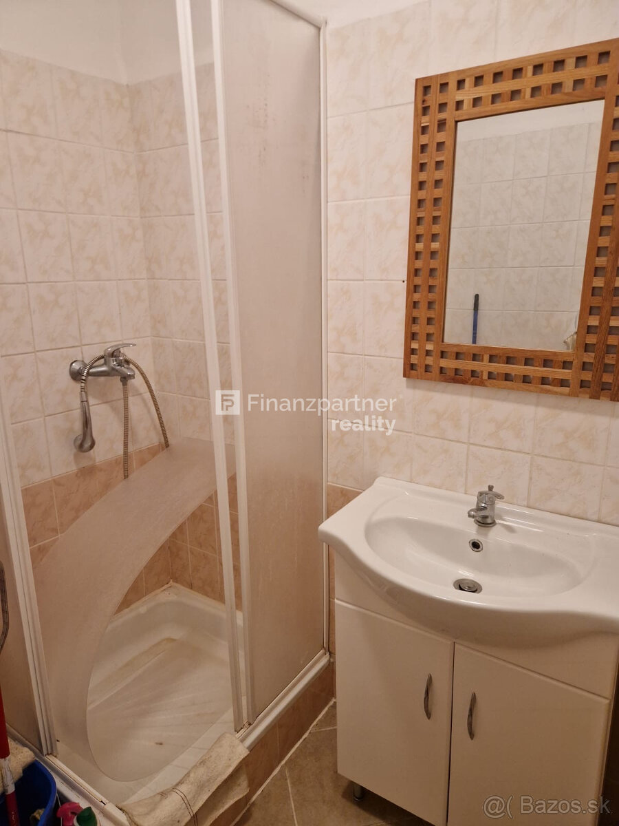 ( F001-112-GEKAa ) 2-izbový byt– Komárno - 7