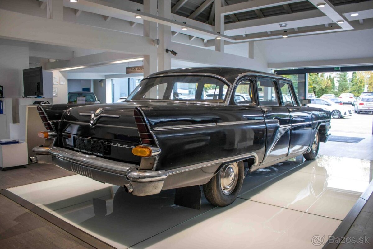 Čajka GAZ M13 - 7