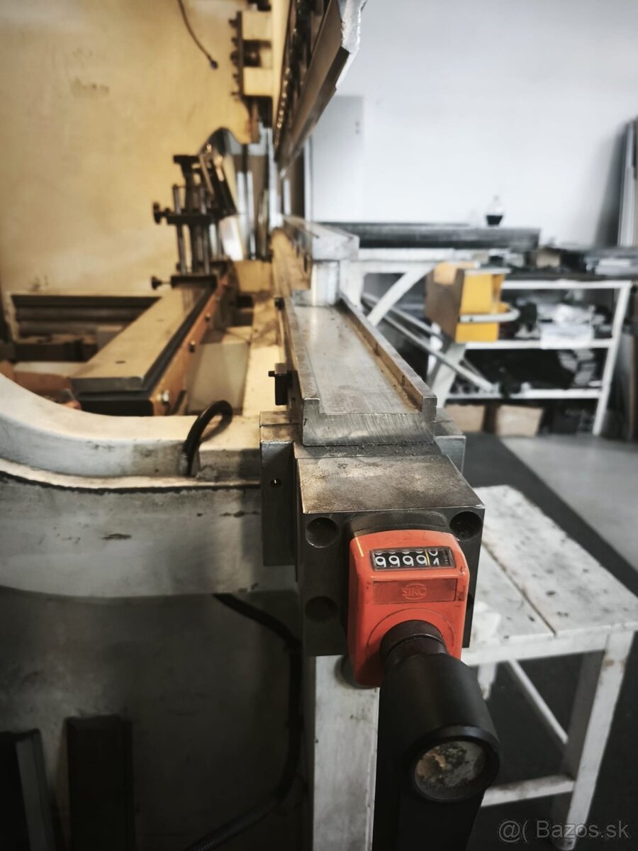 Ohraňovací lis Ermak CNC HAP 2680 (9319) - 7